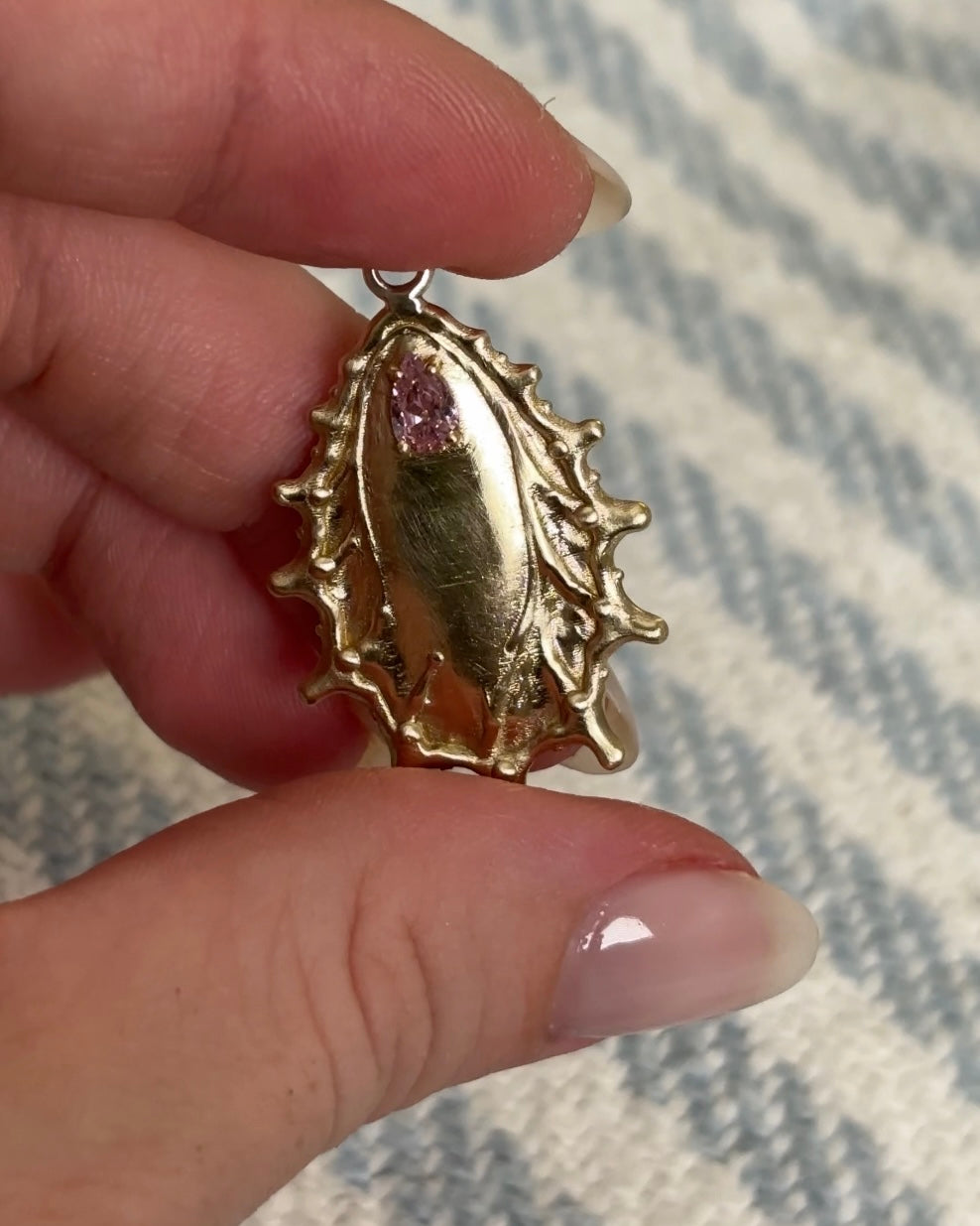 The Siren's Relic Pendant