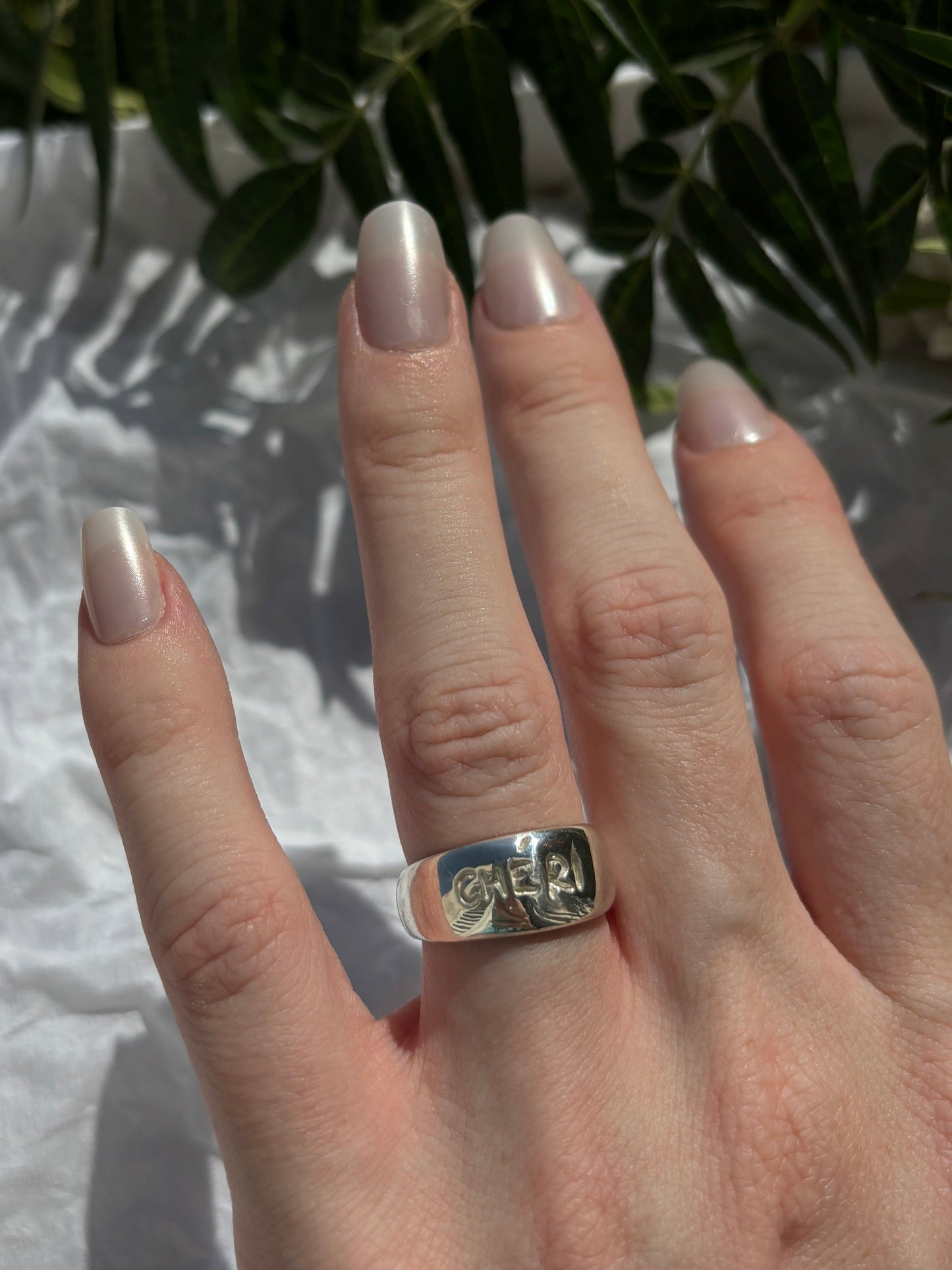 The Chéri Ring