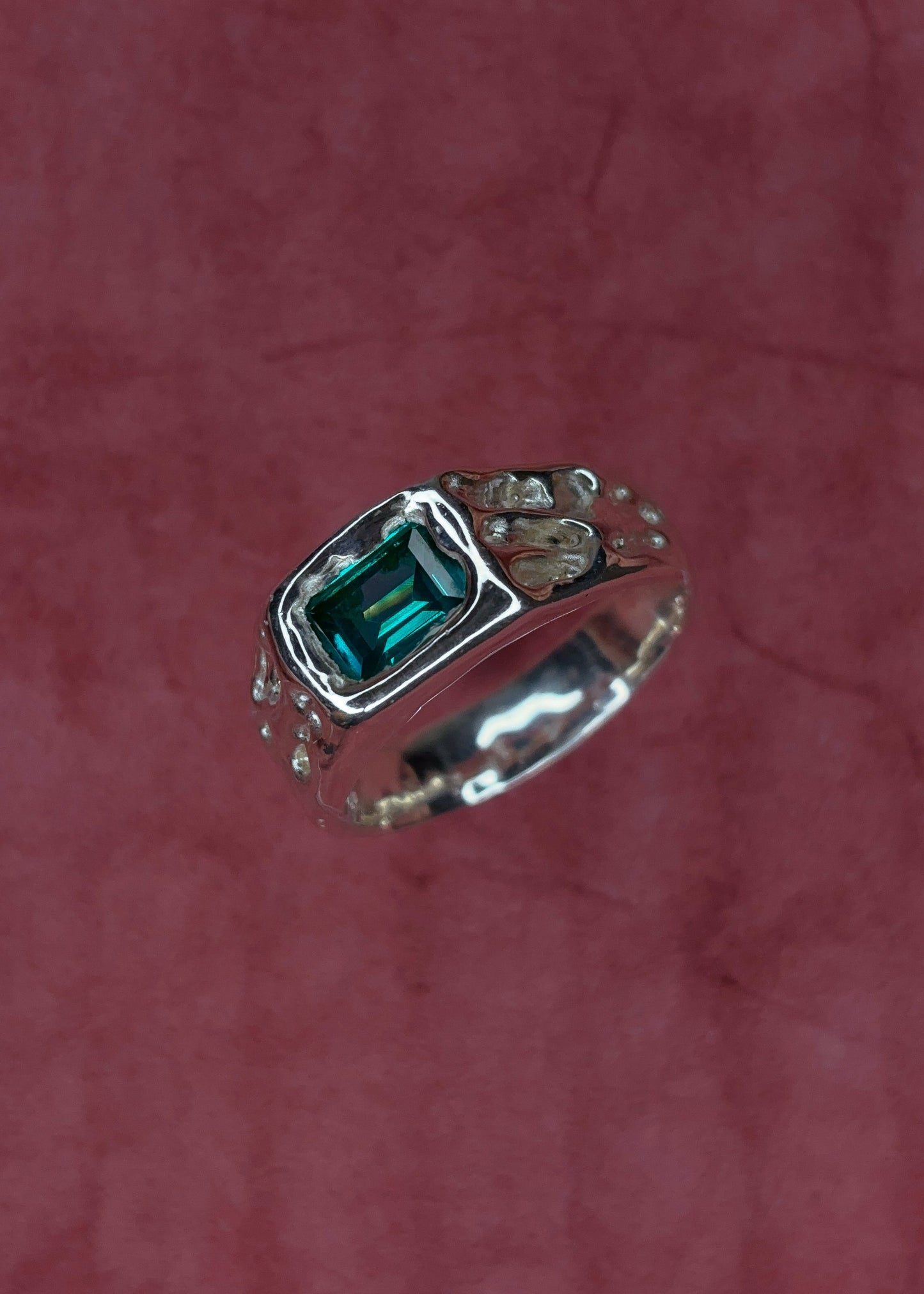 The Pilgrim Fern Ring