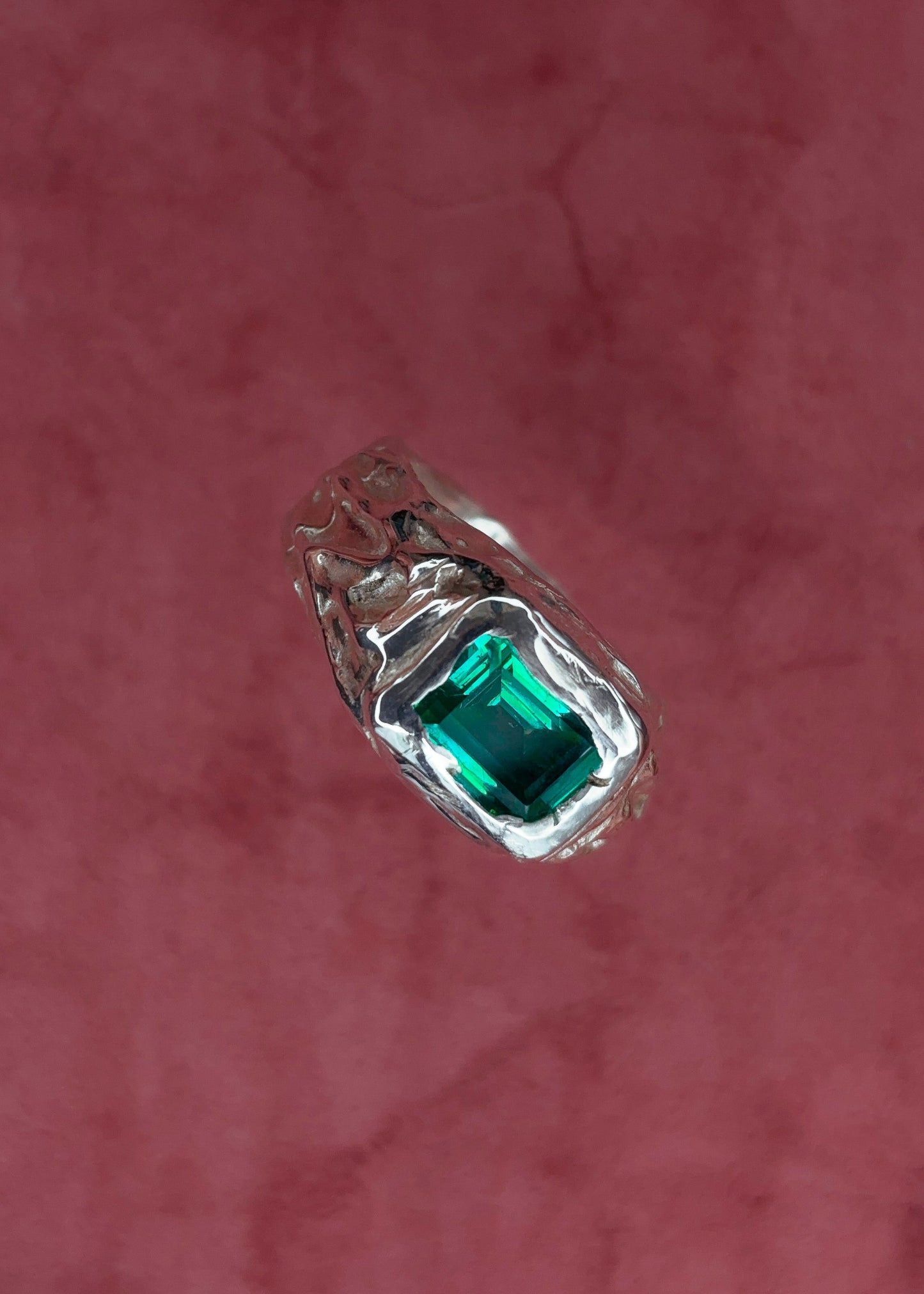 The Cathedral Moss Ring